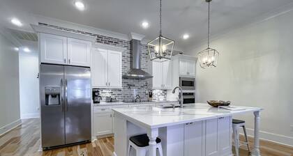 Beautiful Gulf Coast Home with Pool