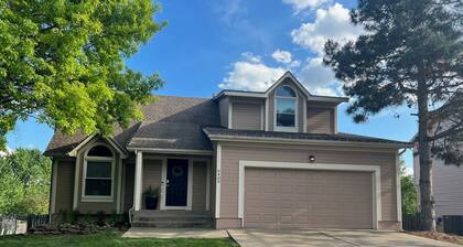 South OP, 4 BDRM, Game Room, 85" TV