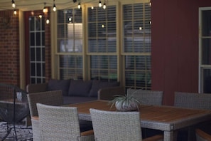 Outdoor dining