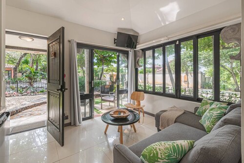 Beach Walk A - Direct beach access casita