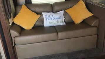 Televisor intel·ligent i llar de foc