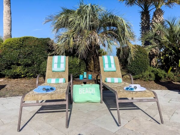 المنطقة المحيطة بالمنشأة