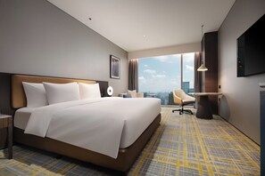 Cubrecamas, caja de seguridad en la habitación y cortinas blackout 