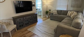 Newly remodeled home - adorable and cozy!