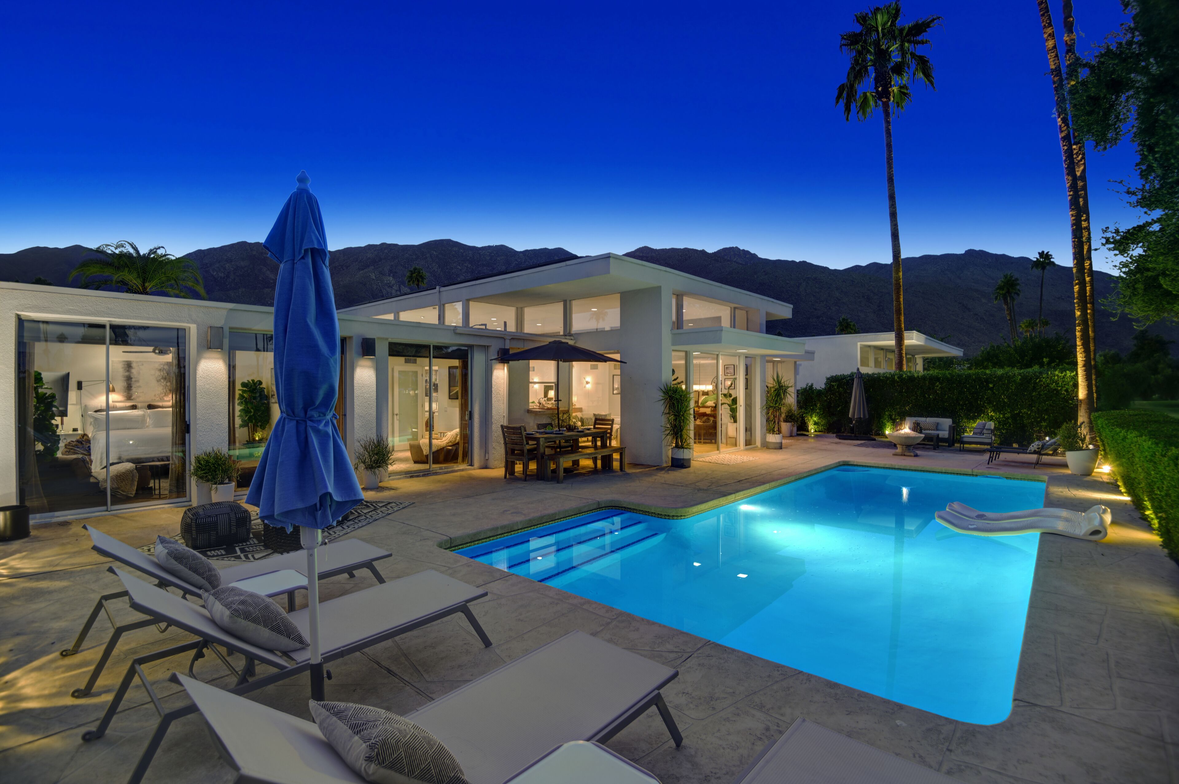 Kings Point Retreat 