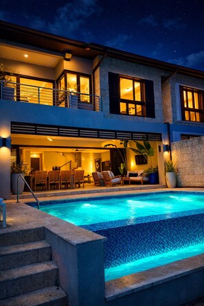 Alberca al aire libre 