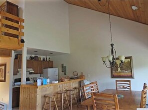 Dining - Condo in Windham Mountain Village (Windham)