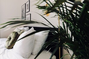 Deluxe Double Room, 1 King Bed | Premium bedding, pillowtop beds, in-room safe, individually decorated - Boutique Hotel 43 Zaandam-Amsterdam (Koog aan de Zaan)