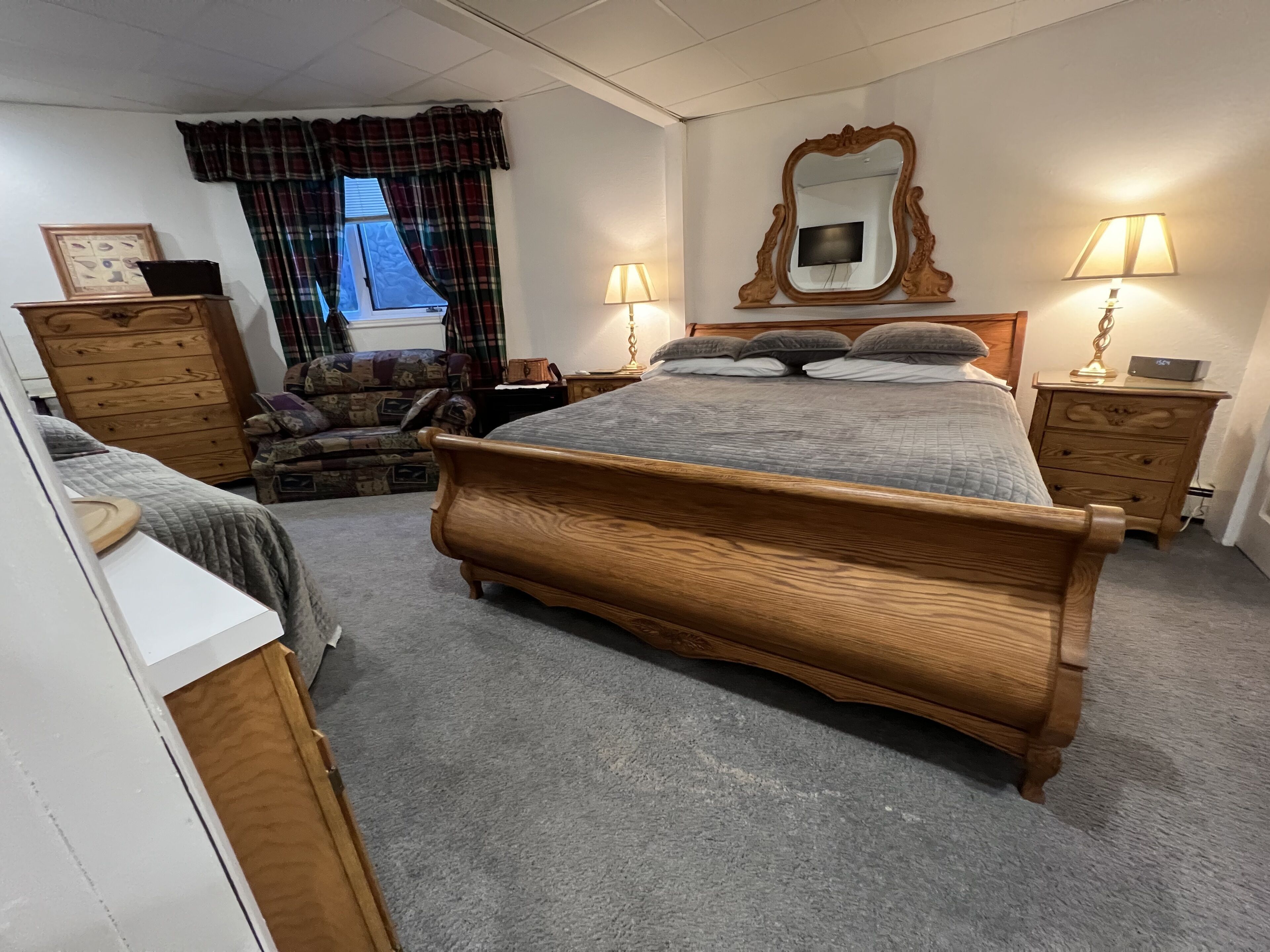 1 bedroom, iron/ironing board, WiFi (free), bed sheets