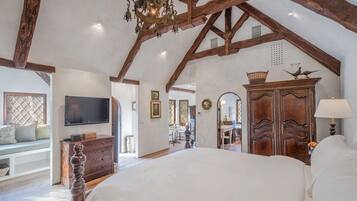 7 sovrum, skrivbord, strykjÀrn/strykbrÀda och gratis wi-fi