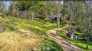 Property grounds - Cozy Cabin at Historic Gillespie Stone House<br> (Limestone)