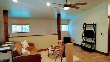 ุชููุฒููู ุฐููุ ู
ุฏูุฃุฉุ ู
ุดุบู ุฏู ูู ุฏูุ ููุชูุจ