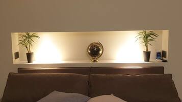 2 bedrooms, desk, iron/ironing board, travel crib