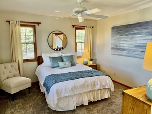 3 Schlafzimmer, Schreibtisch, Bügeleisen/Bügelbrett, kostenloses WLAN