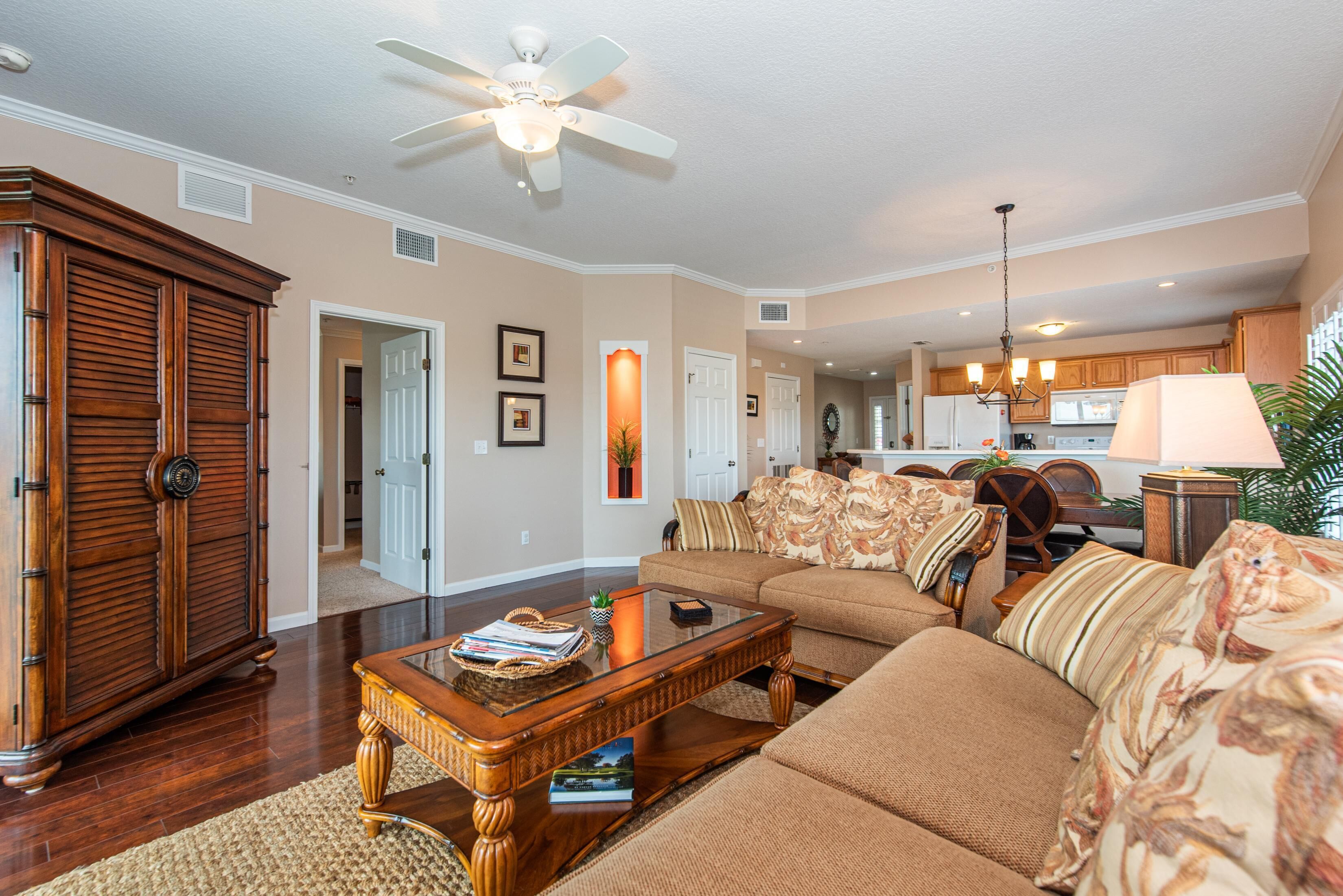 Condo, Multiple Beds (VILLAS 201 [3/2] FREE ACTIVITIES! & W) | Living room