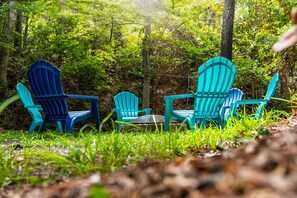 Property grounds - Family Entertainment Beach House, Hot tub, Nature Park, Fire pit, Pizza Oven (Emerald Isle)