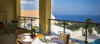 Outstanding view of Ithaca and Lefkada at the ouskirts of Fiskardo