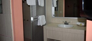 Bathroom - Hotel Parque Inn (Hermosillo)