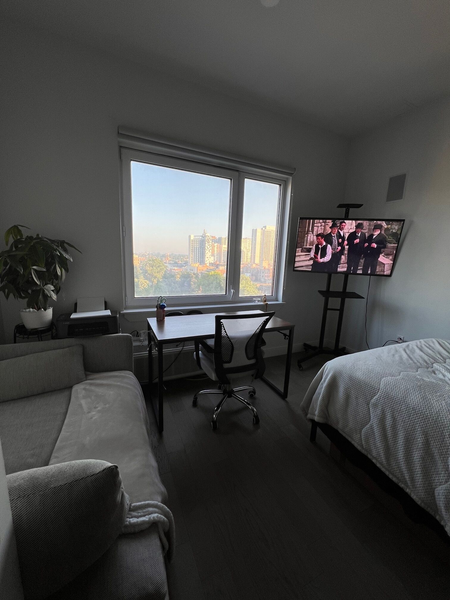 1 多间卧室、熨斗/熨衣板、WiFi、床单