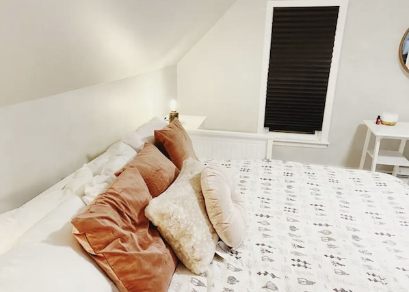 1 bedroom, WiFi, bed sheets