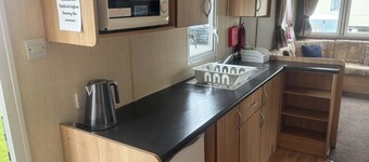 Family Friendly - Sleeps4 - Close To Nature