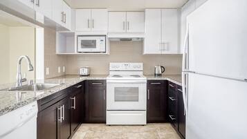 Fridge, microwave, oven, dishwasher