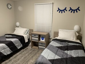 3 Schlafzimmer, Bügeleisen/Bügelbrett, kostenloses WLAN, Bettwäsche