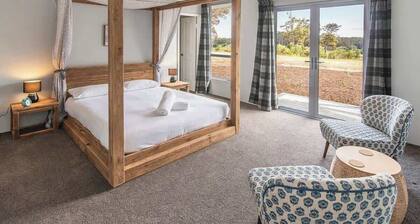 Skibo House—A Family Retreat near Margaret River