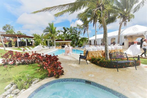 Only 8 apartments in an 11 acres villa between Aguadilla and Isabela