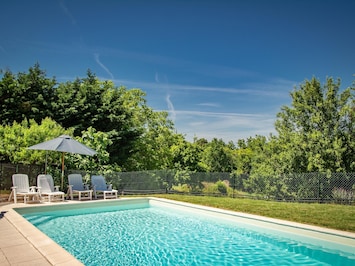 Pool des Ferienhauses