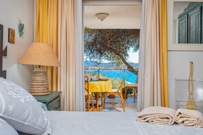 3 bedrooms, iron/ironing board, free WiFi, bed sheets - Apartment 'Bella Vista Marinella 1' with sea view, terrace, air conditioning and Wi-Fi (Olbia)