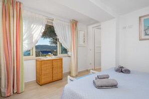 1 makuuhuone, silitysrauta/-lauta, ilmainen Wi-Fi, vuodevaatteet