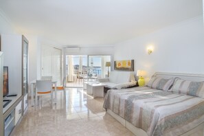 1 bedroom, iron/ironing board, free WiFi, bed sheets - "Penthouse studio with sea views" with Sea View and Pool (La Cala de Mijas)