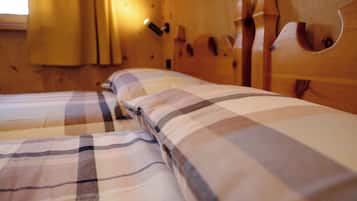 2 bedrooms, free WiFi, bed sheets