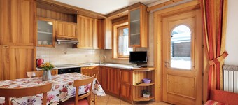 Pet-friendly Holiday Home Baita sulle Alpi with Mountain View, Garden, Terrace, BBQ & Wi-Fi