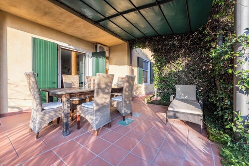 Cosy Apartment "Gardasee Castion" with Garden, Shared Pool, A/C & Wi-Fi