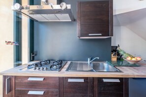 Refrigerador, horno, placa de cocina, lavavajillas