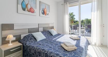 Elegantes Ferienhaus mit Sauna, Pool, Klimaanlage & WLAN