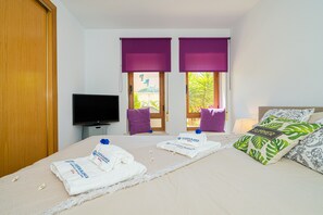 1 chambre, fer et planche à repasser, Wi-Fi gratuit, draps fournis