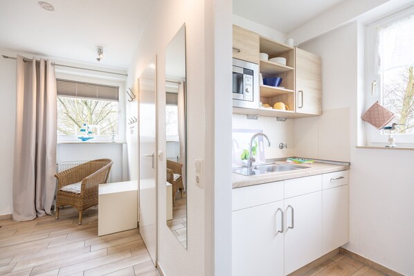 Køleskab, mikrobølgeovn, ovn, opvaskemaskine