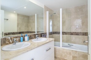 Badewanne, Handtücher