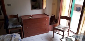 Interior - UNA CARTOLINA DI NAPOLI (Napoli)