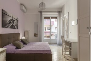 3 habitaciones, tabla de planchar con plancha y wifi