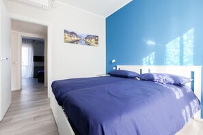 2 bedrooms, iron/ironing board, travel cot, free WiFi - DADA 2bd New app - centre town - Navigli (Milan)