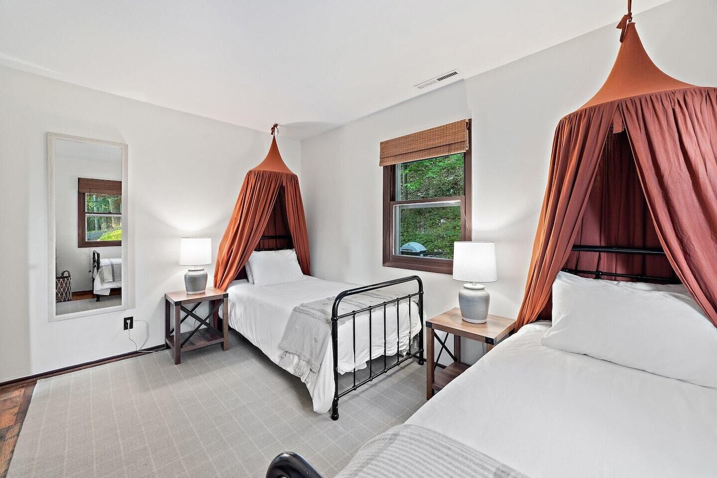 3 chambres, bureau, fer et planche à repasser, Wi-Fi gratuit