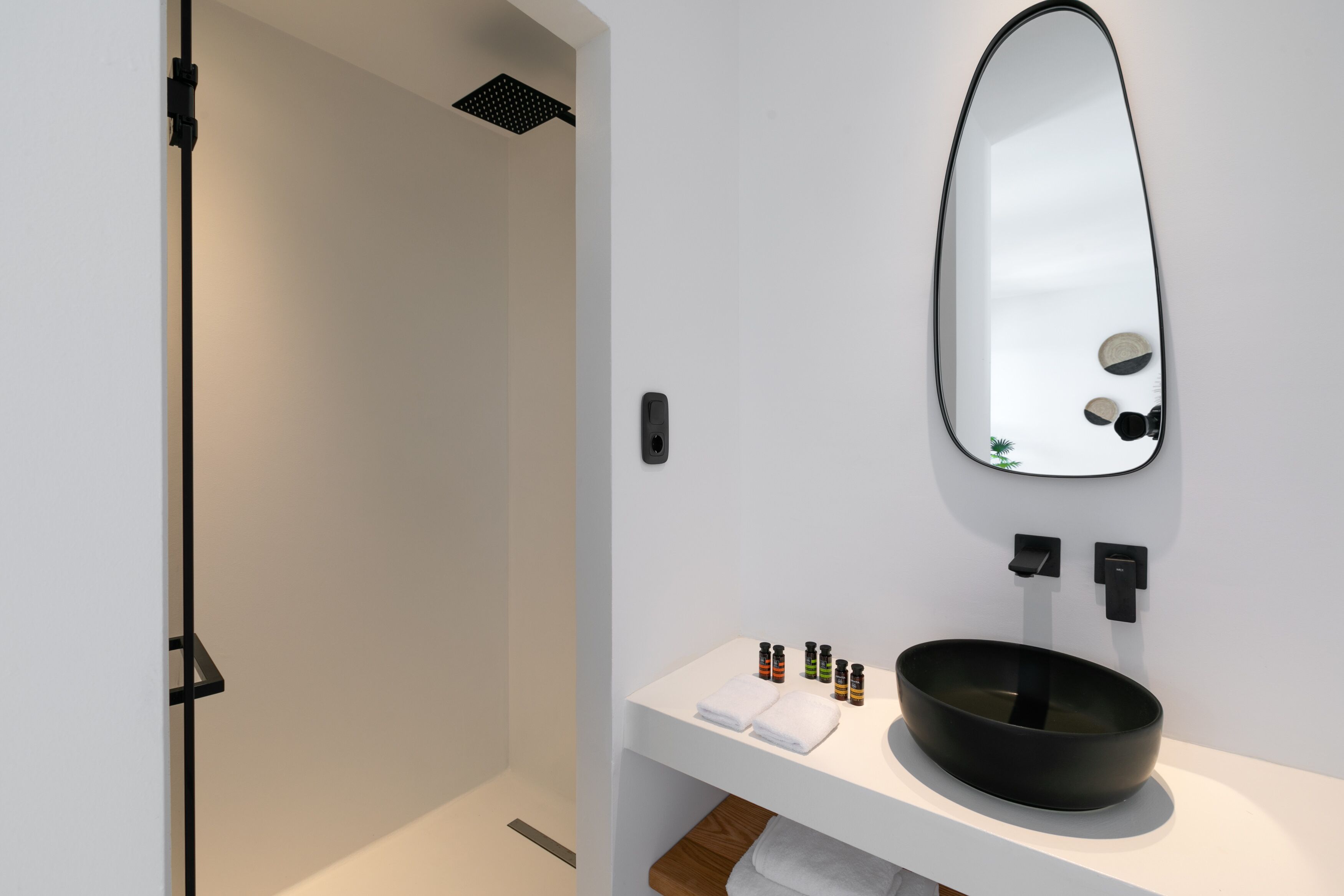 Photo - Agrari Bo Suites by Mykonos Rocks