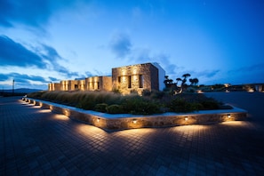 Front of property - Agrari Bo Suites (Mykonos)
