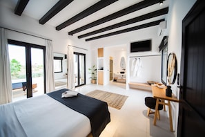 Junior Suite with Private Pool | Egyptian cotton sheets, premium bedding, Select Comfort beds, minibar - Agrari Bo Suites (Mykonos)