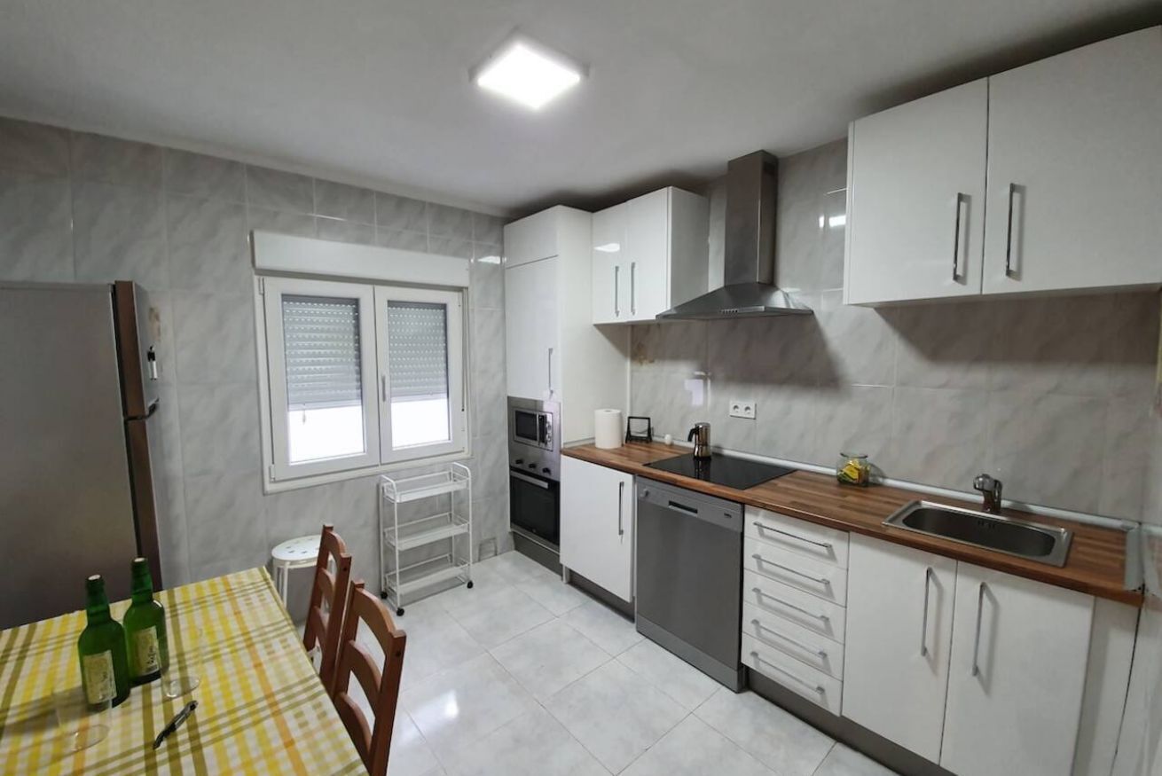 Refrigerador, microondas, horno y lavavajillas 