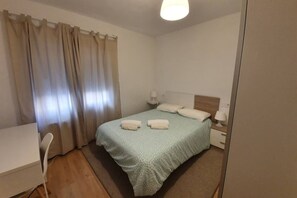 3 Schlafzimmer, Bügeleisen/Bügelbrett, kostenloses WLAN, Bettwäsche